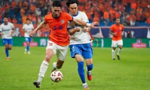 原创 
            李霄鹏赛后对结果满意，并感谢了泰山队的支持，谈接下来保级局面