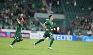 亚冠-池忠国张源破门 国安2-2河内公安无缘开门红