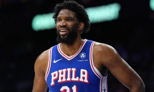 美记：恩比德在休赛期大幅减重 为新赛季做好准备