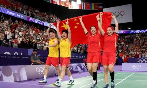 原创 
            结束最后一舞！凡晨止步法国公开赛四强，11年传奇组合谢幕