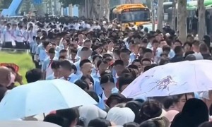 一中学初一新生多达94个班，放学时人山人海！教学质量如何保证？当地教体局回应