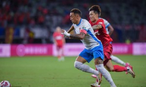 中超-段刘愚戴维森破门 梅州1-2西海岸跌入降级区