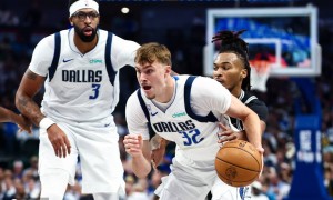 恐怖！文班40+15一战打爆两状元 弗拉格撞上新秀墙