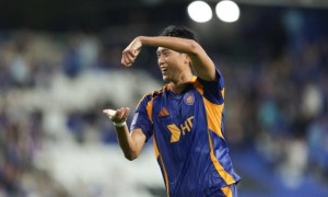 开门黑！亚冠-德尔加多破门+染红 成都1-2遭蔚山逆转绝杀