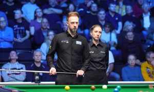 原创 
            丁俊晖冲击赛季首冠！赵心童5局126分进入瓶颈期，16强中国11进3