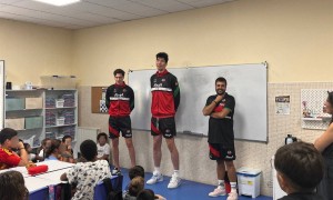 原创 
            砍16+8罚球9中9！中国男篮22岁2米23中锋首发闪耀：底角三分够准