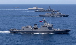 菲律宾求日本帮忙“速成”海军，却跳进了大坑，议员：乞丐没得挑