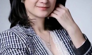 61岁著名演员何晴去世，曾与许亚军育有一子，死因曝光让人惋惜